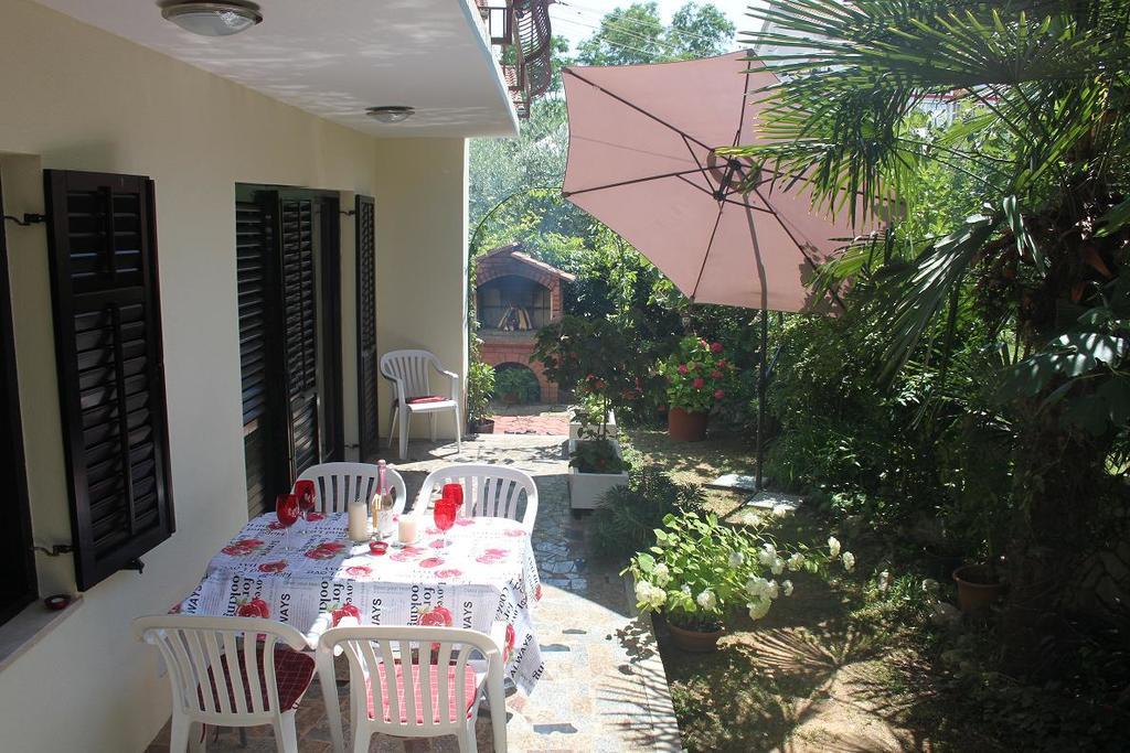 Apartment Jasna Πόρετς Εξωτερικό φωτογραφία
